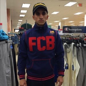 Meet your Posher, Basil