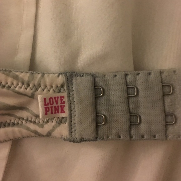 Victoria's Secret push up plunge bra - Picture 2 of 3