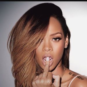 Meet your Posher, Tien