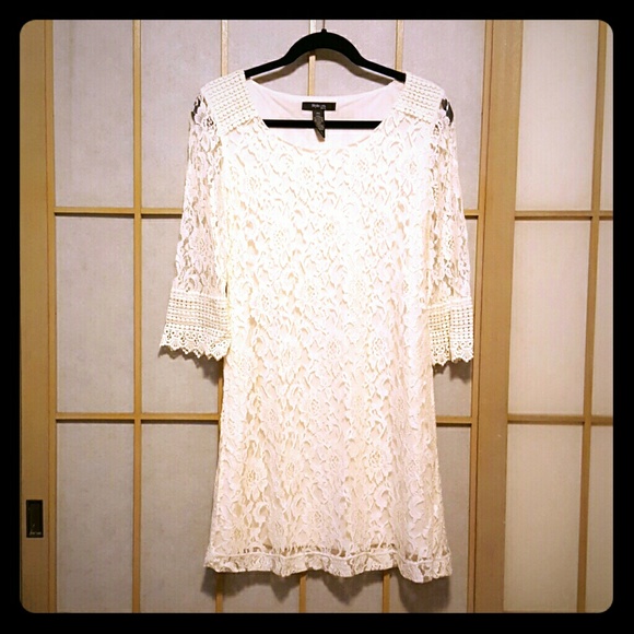 Cream Lace Dress (NWOT)