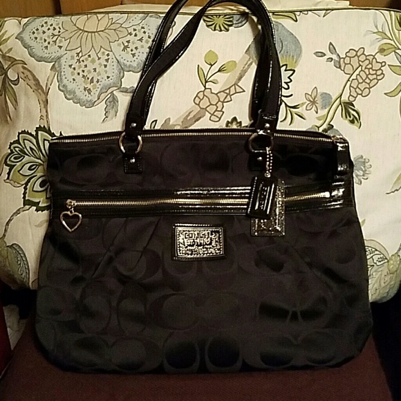 Coach Poppy Glam black tote