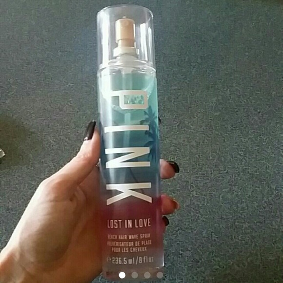 PINK vs htf beach wave spray.