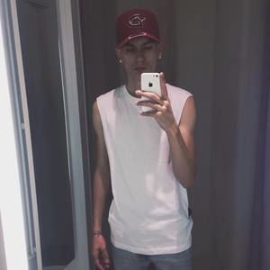 Meet your Posher, Tyler