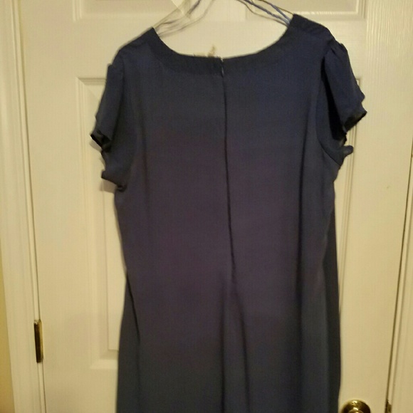 Grayish blue sheath dress