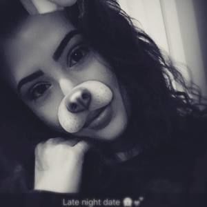 Meet your Posher, Mariana