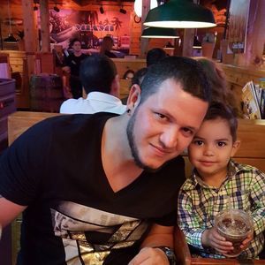 Meet your Posher, Onasis