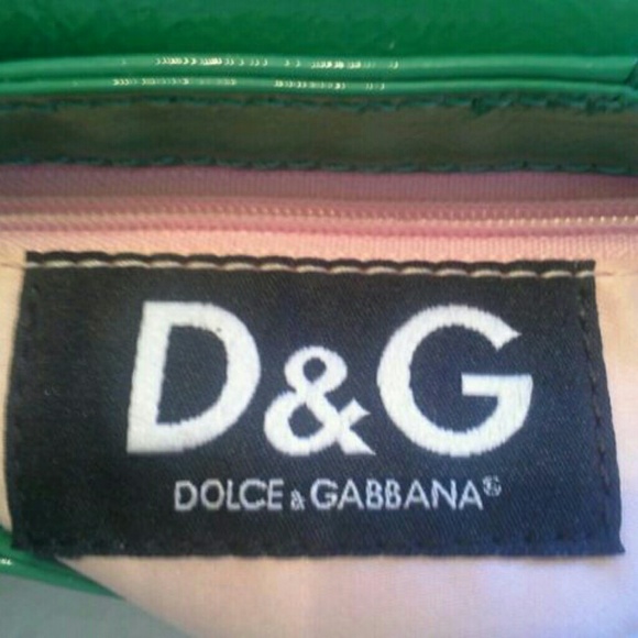 SOLD! Dolce & Gabbana Handbag Wristlet Clutch - Picture 5 of 8