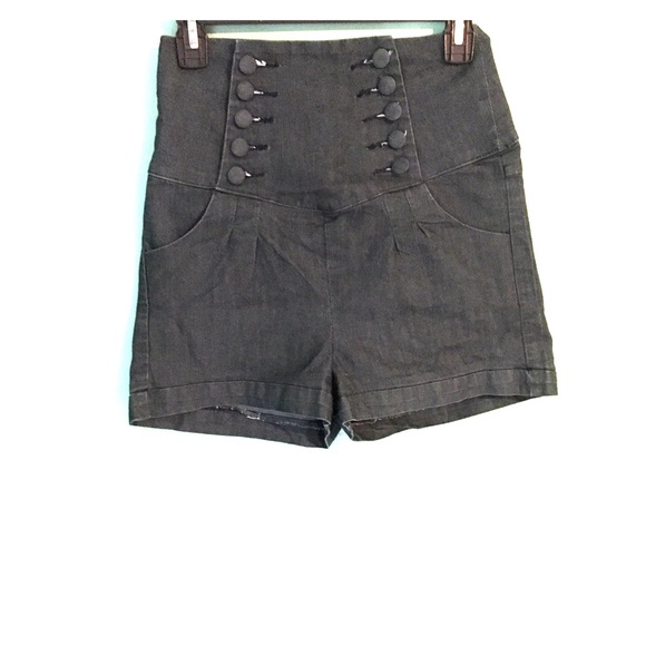 High Waisted Shorts With Buttons