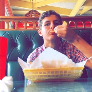 Meet your Posher, Lahsen