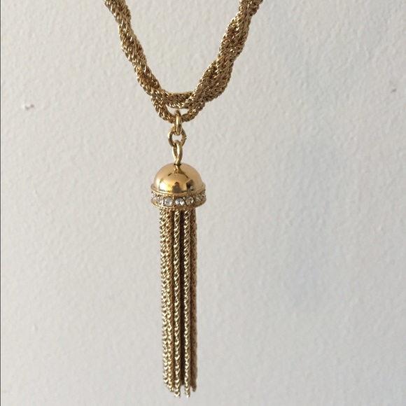 NWOT Ann Taylor necklace.