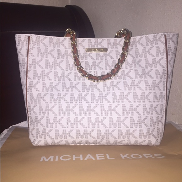 New Michael Kors large Harper bag - Picture 2 of 3