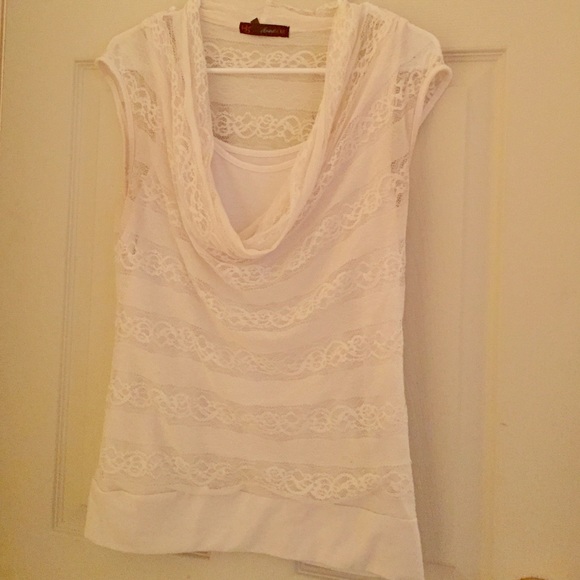 Scoop neck lacy top - Picture 1 of 1