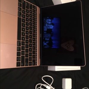 12" ROSE GOLD MACBOOK