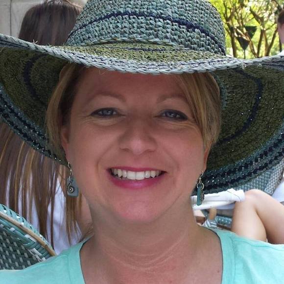 Meet your Posher, Tonya - Picture 1 of 1