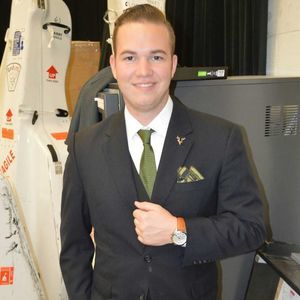 Meet your Posher, Sam