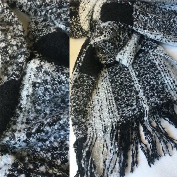 🌸Brushed Plaid Blanket Scarf - Picture 3 of 3