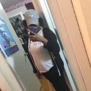 Meet your Posher, Jamila