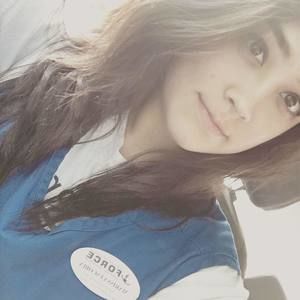 Meet your Posher, Marissa