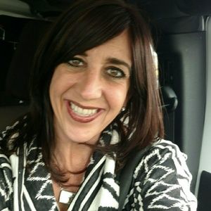 Meet your Posher, Anita