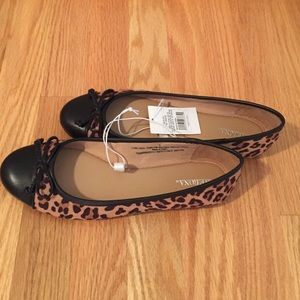 Woman's Size 8 flats