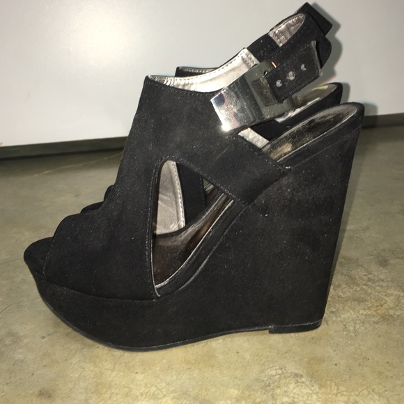 Black platform wedges