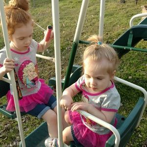 Meet your Posher, Cassandra