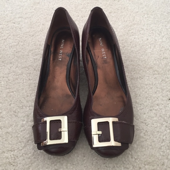 Great everyday work shoe.