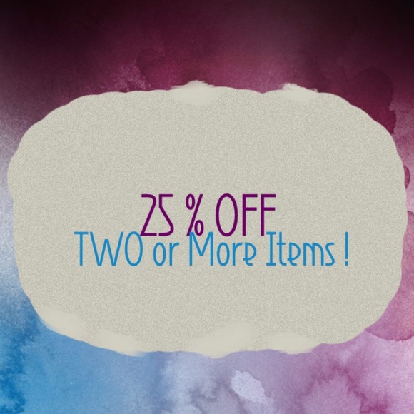 I don't mind offers also 👚Enjoy My Sale ! 💅🏼