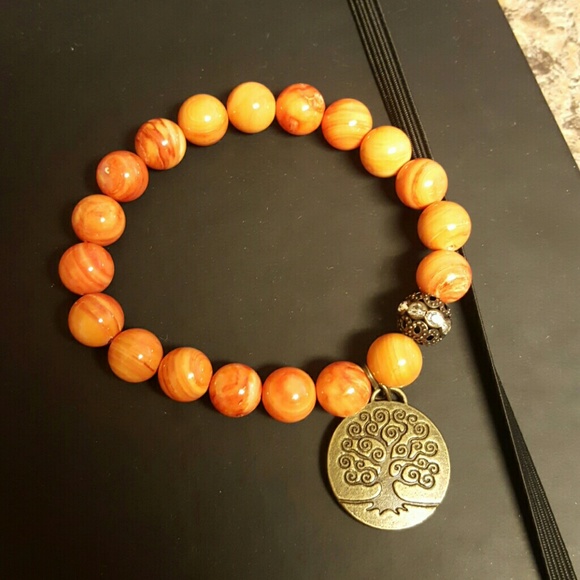 Beautiful orange / redstone bead bracelet - Picture 2 of 2