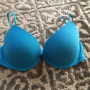 Gilly hicks new with tags push up bra size 36C