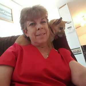 Meet your Posher, Eva