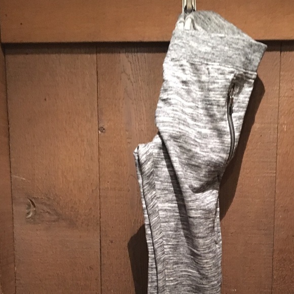 GAP joggers, ankle-length, heather gray