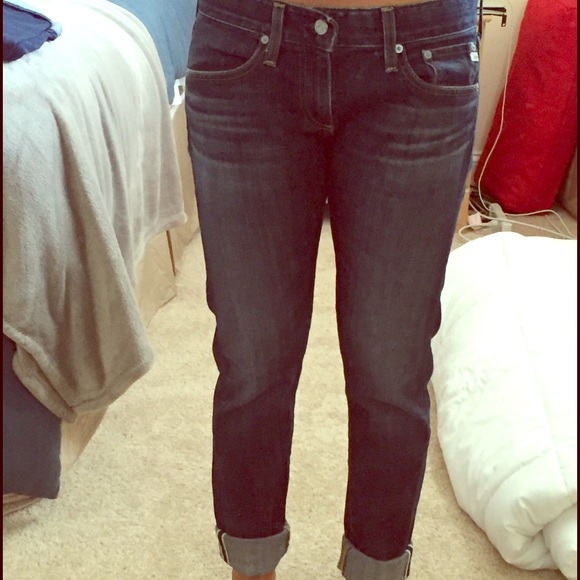 Barely Worn AG skinny boyfriend jeans - size 26