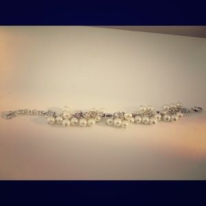 Pearl bracelet