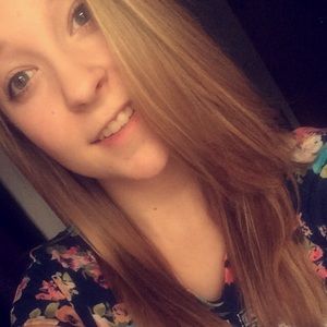 Meet your Posher, Abby