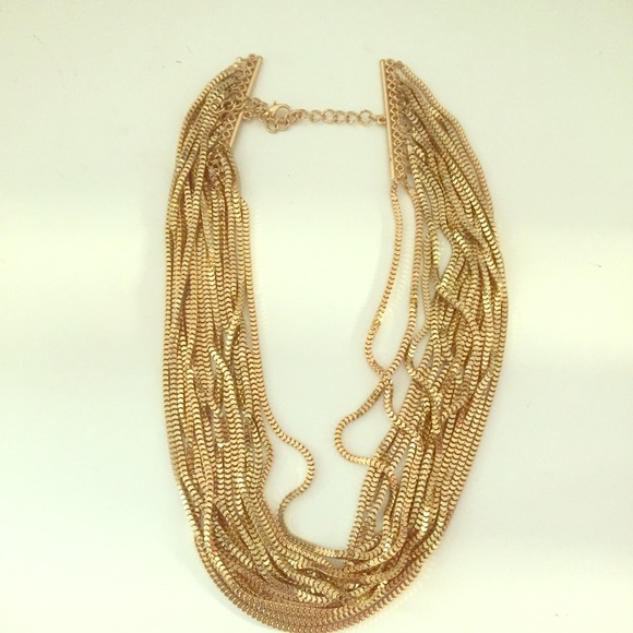 Multiple layer gold fashion necklace