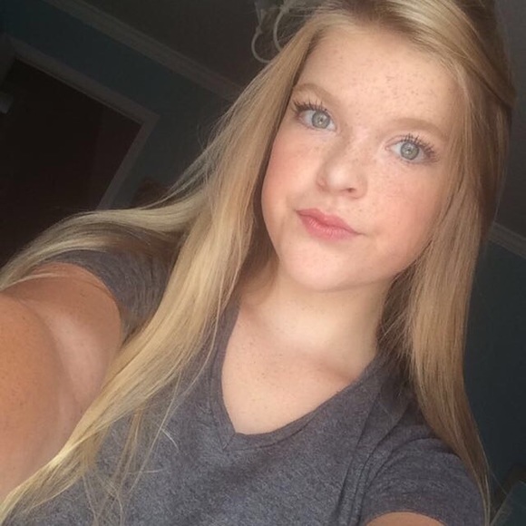 Meet your Posher, Makenzie