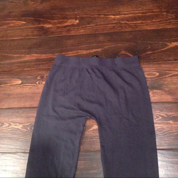 Leggings Bundle- size small - Picture 4 of 4