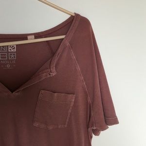 v neck pocket tee
