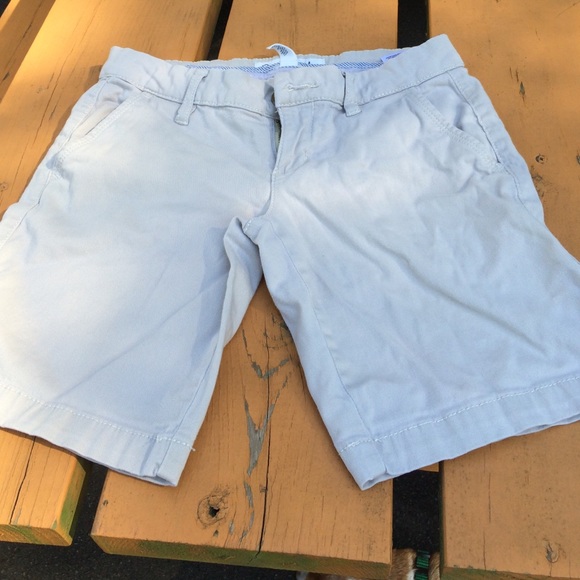 Pants - Aeropostale khaki shorts size 2