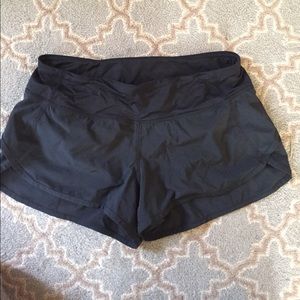 Lululemon running short