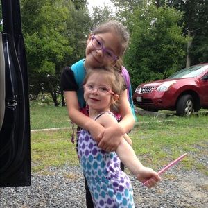 Meet your Posher, Laurie