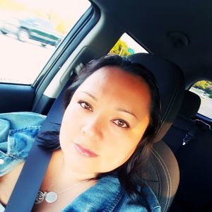 Meet your Posher, Yolanda