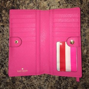 Kate Spade wallet❤️