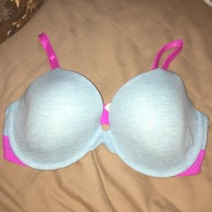 Wear everywhere Demi bra. No push up