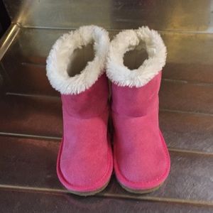 Pink boots -faux suede