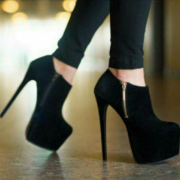 Meet your Posher, Lucia