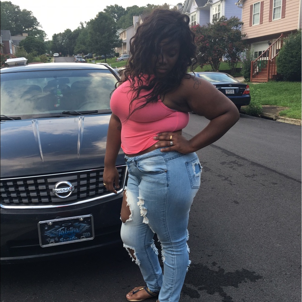 Meet your Posher, Quatia