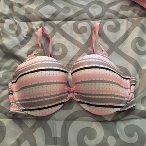 New Victoria's Secret bra