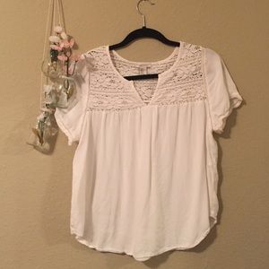 White forever 21 shirt
